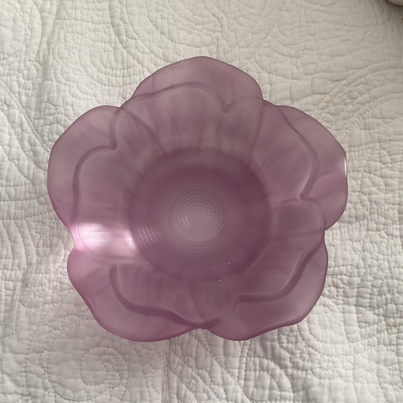 *CHIPPED Candle Holder - Picture 2 of 7